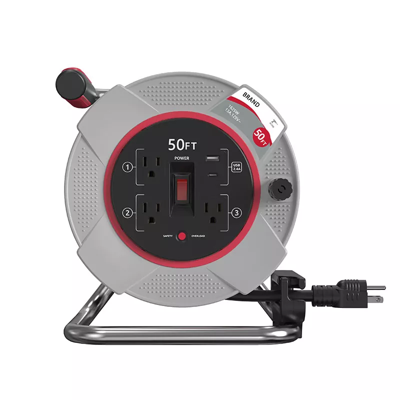 3 salidas de cable de plástico USB2.4A 50 pies con protección contra sobrecarga