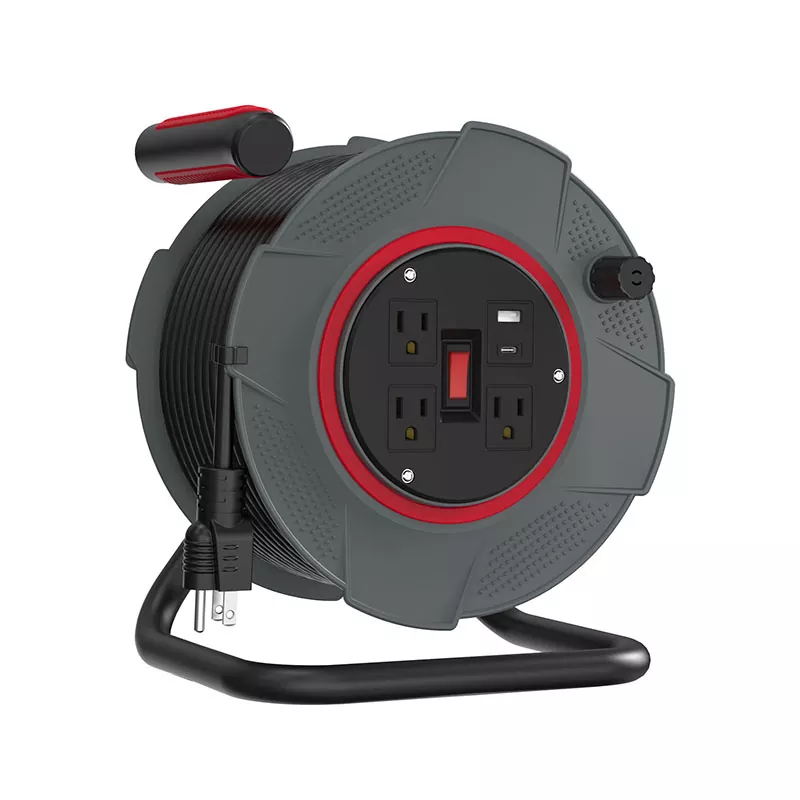 3utlets USB Cable de plástico Carrete 80 pies